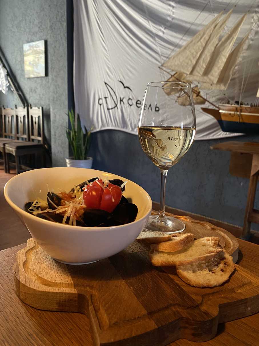 Краснодарский бар стаксель котейли